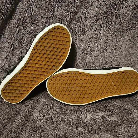 Vans Classic Black and White Low-Tops Womens Sz 6 - Picture 6 of 6